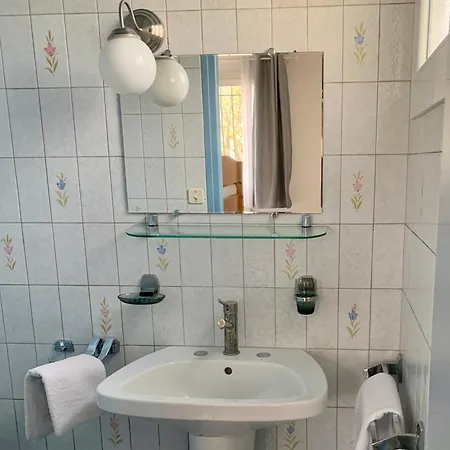 Maison Familiale Avec Jardin Proche Rouen Centre *